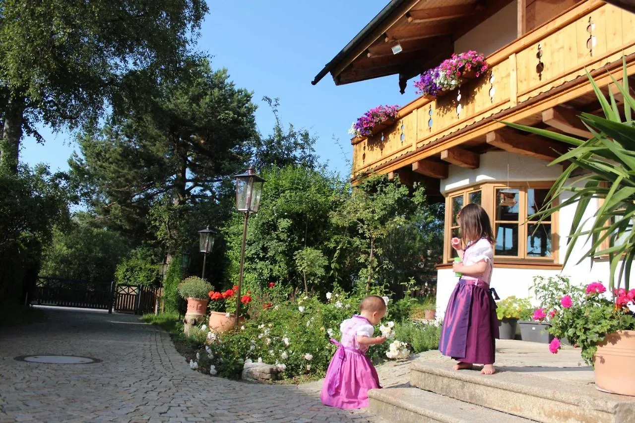 Appartementhaus Schirsner - Direkt Am See & Am Kurpark Schliersee Germany